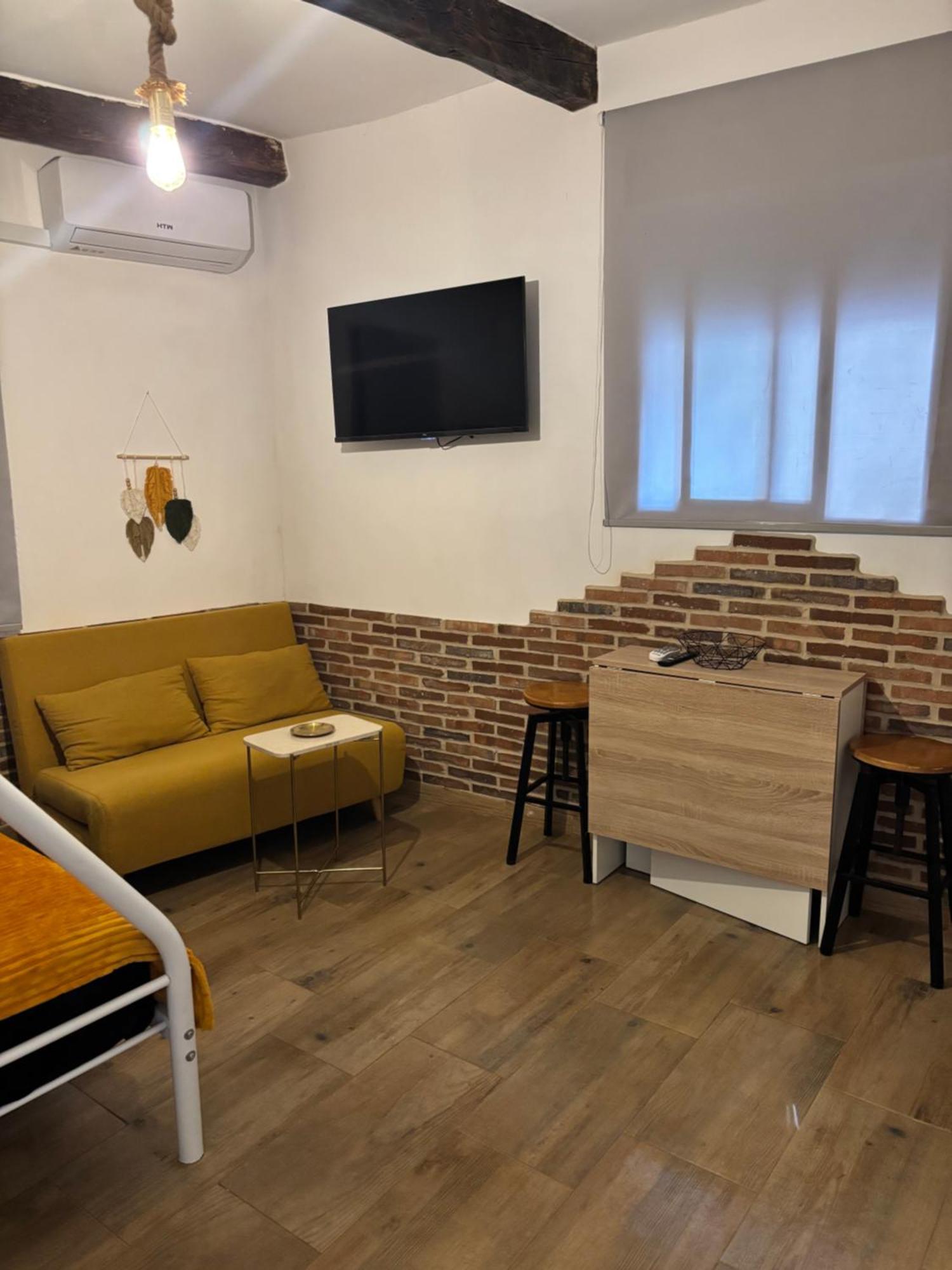 Apartamentos Mayte Toledo Buitenkant foto